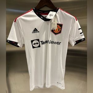 BNWT Adidas Manchester United 22/23 Away Shirt size Men’s XS